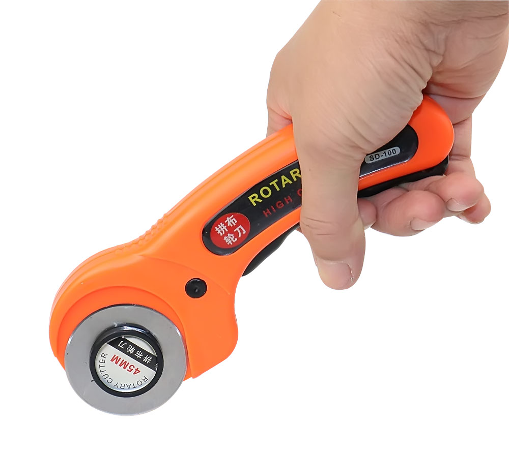1pcs 45mm Deluxe Handle Rotary Cutter for Quilting Fabric and Arts &amp; Crafts