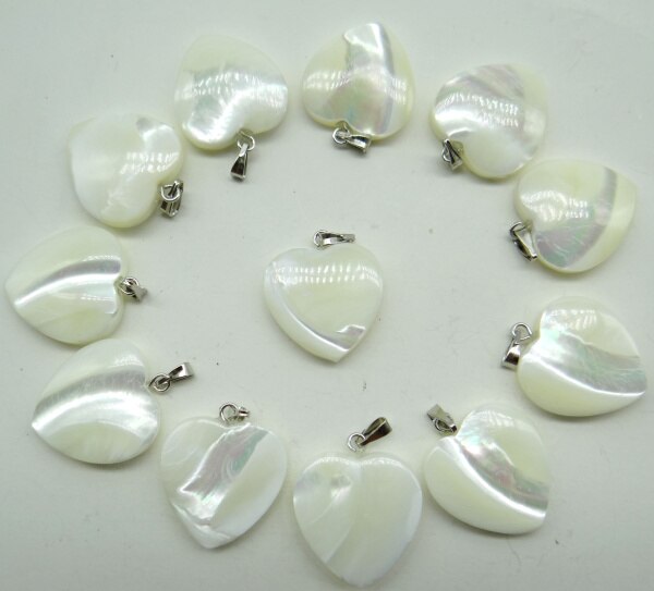 12pcsNatuurlijke Parelmoer Shell liefdevolle hartvorm hangers zoutwater parelmoer 20mmJewelry making Kettingen DIY Craft Voor A1