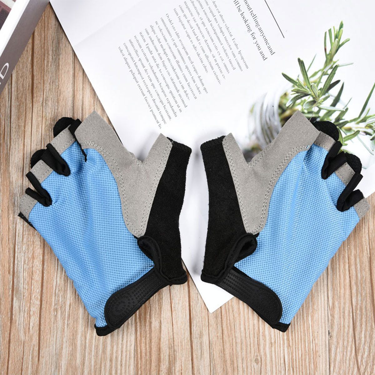 1 Paar Half Vinger Gym Handschoenen Anti-Slip Gym Sport Oefening Gewichtheffen Handschoenen Body Building Training Sport Fitness handschoenen: Type B Blue