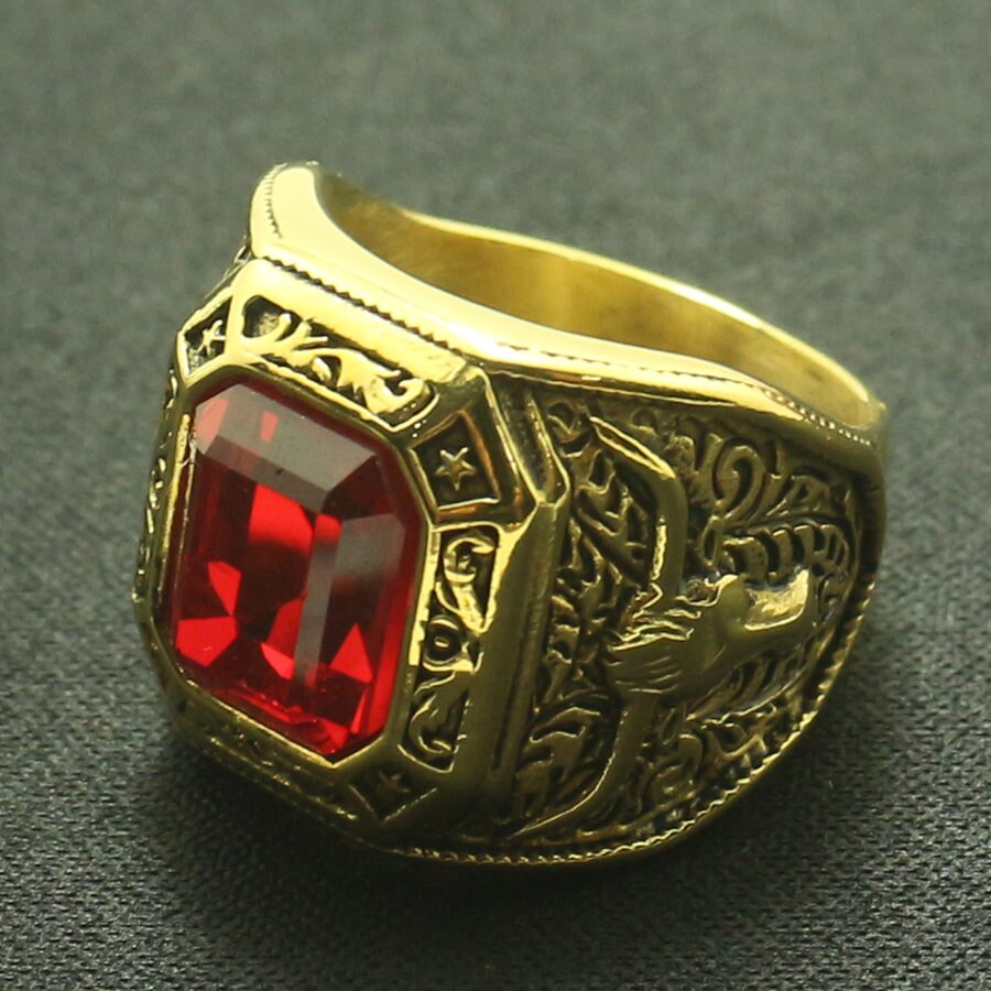 Cool Red Stone Ring Cowboy Neushoorn Hoorn Mannen Jongens 316L Roestvrij Staal Gouden Ring Grote Voor Vriend