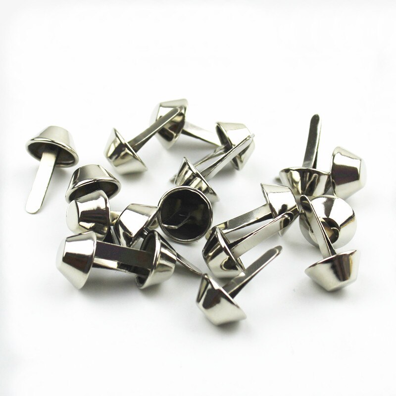 XUNZHE 100pcs 12mm Metalen Ambachtelijke Purse Voeten Bevestigd Bolt Pierced voor Lederen Portemonnee Handtas Mode Klinknagels Zak DIY floor Schroef: silver