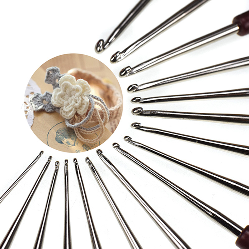 1pc Crochet Hooks with Plastic Handle Micro Crochet Needle For Knitting Lace Trim DIY Knitting Tools Supplies