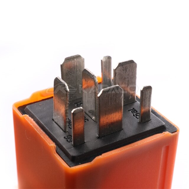 28349070 4109070 5 kg 005675-01 brændstofpumpe relæ lampe forlygtekontrol til saab 93/9-3 95/9-5 900 9000