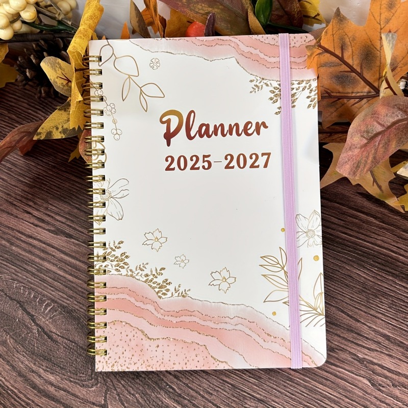 Maandplanner/kalender 2025-2027 - Maandplanner 2025-2027, januari 2025 - december 2027, 3 jaar maandplanner: Roze