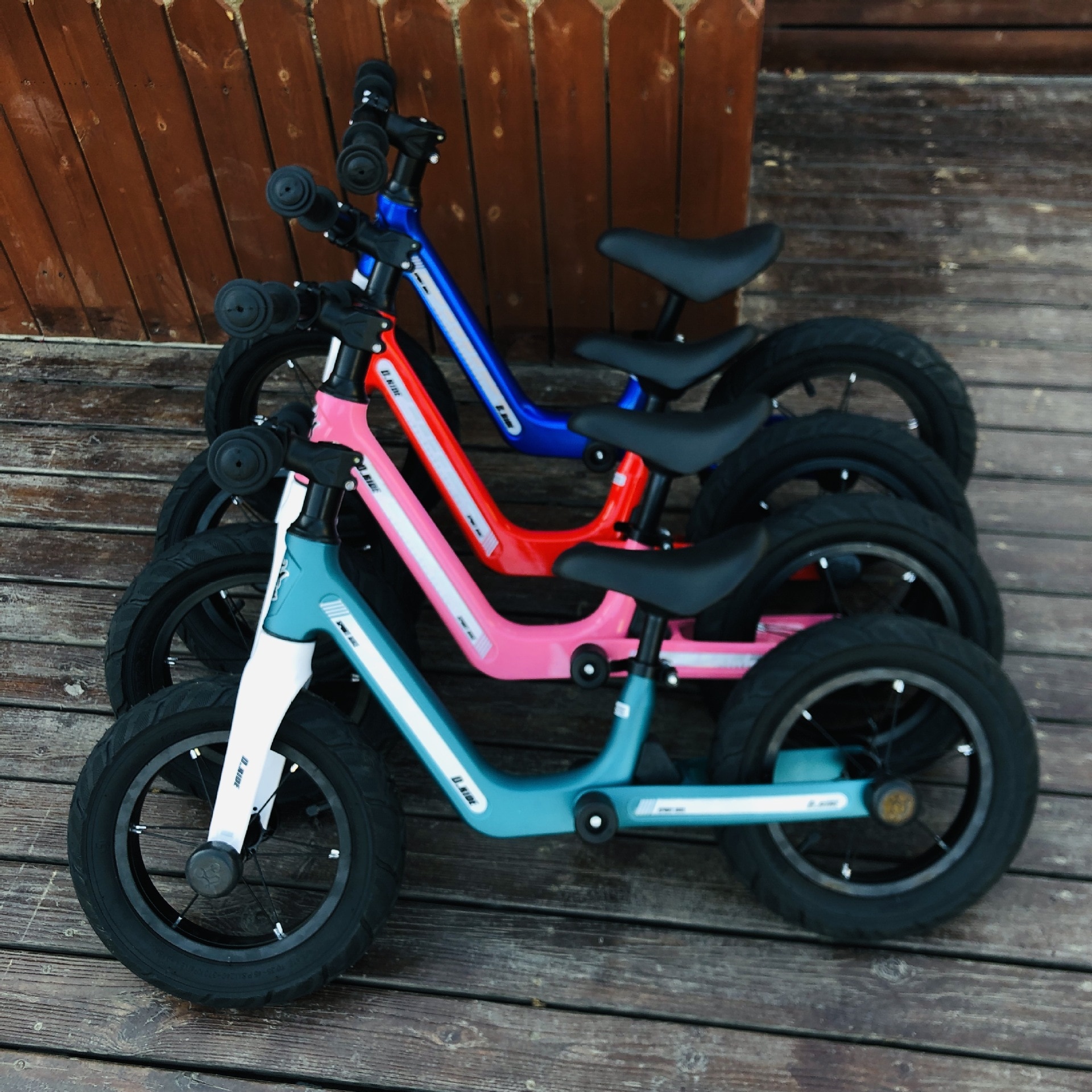 Children's scooter balance bike magnesium alloy no pedal 12 inch two-wheel scooter inflatable wheels