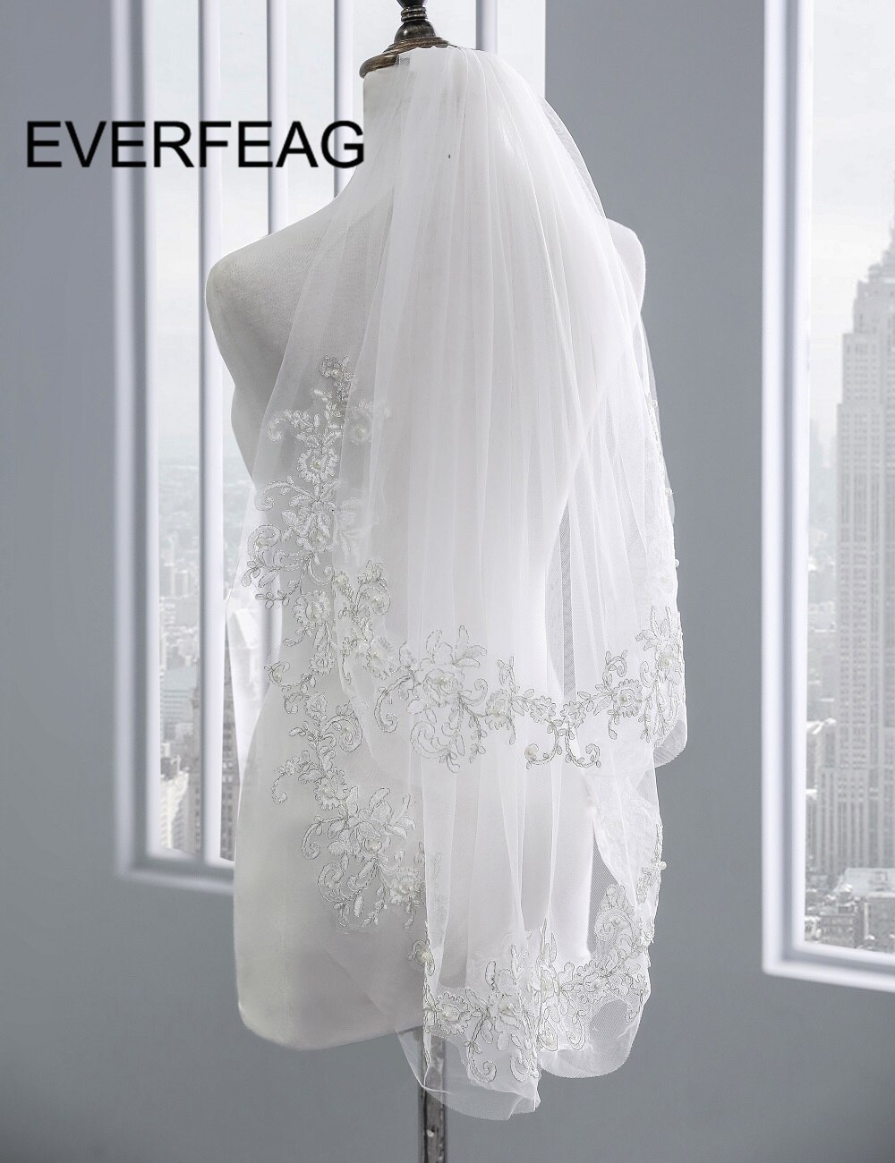 spitze Zwei Schicht Kurze Hochzeit Schleier Mit Kamm Weiß/Elfenbein Braut Schleier Perlen Schleier