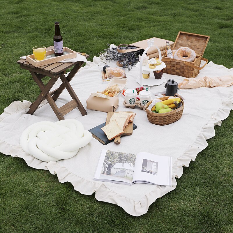 SWEETGO Picnic Tools Storage Plate Table Mat &amp; Picnic Basket Home Decoration Dessert Food Trays Camping Garden Party supplier