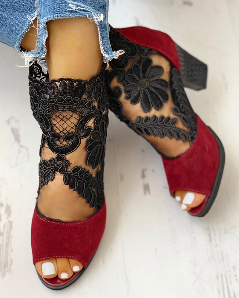 SHENGY femmes talons hauts Peep orteil dentelle fleur talon haut bride à la cheville Surface nette évider sandales