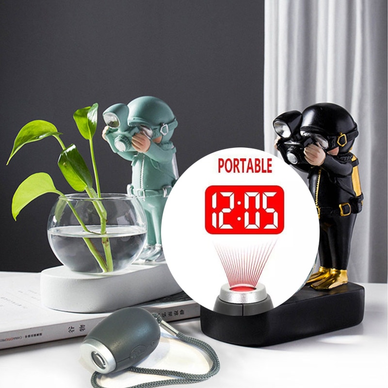 Nyckelring led skrivbordsklockor mini portabel projektion digital display elektronisk klocka lanyard ficklampa nattlampa väggtimer