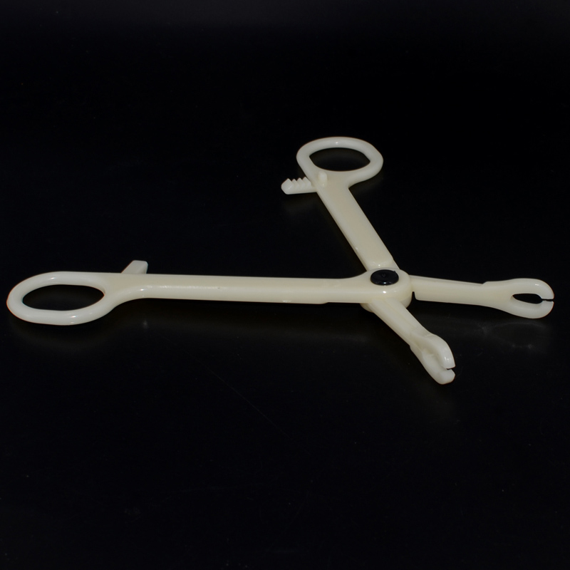 Alicates desechables de abrazadera de apertura/cierre esterilizados por EO Gas PC, pinzas para oreja, nariz, labio, vientre, herramientas para perforación corporal, 1 ud.: Con recubrimiento de titanio