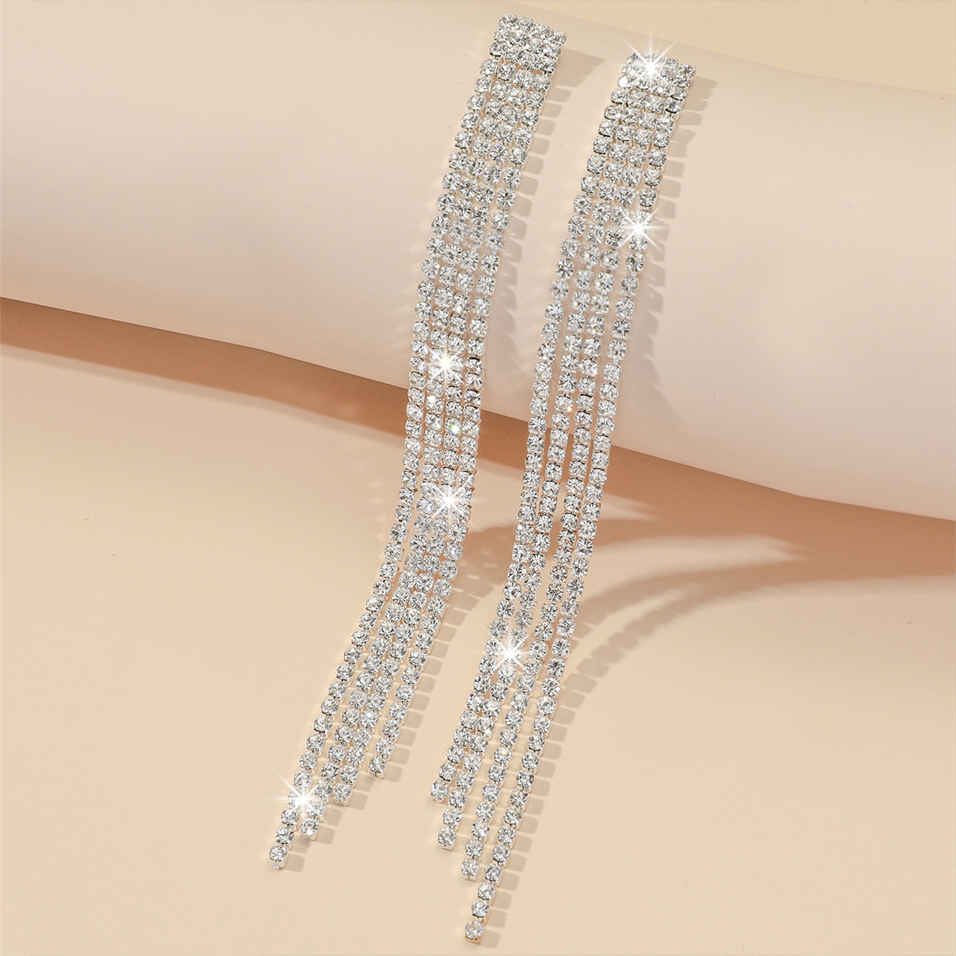 Treazy-Strass cristal borla brincos longos para mulheres, brincos pendurados pendurados, festa de casamento, brincos nupciais, brilhantes, 4 linhas