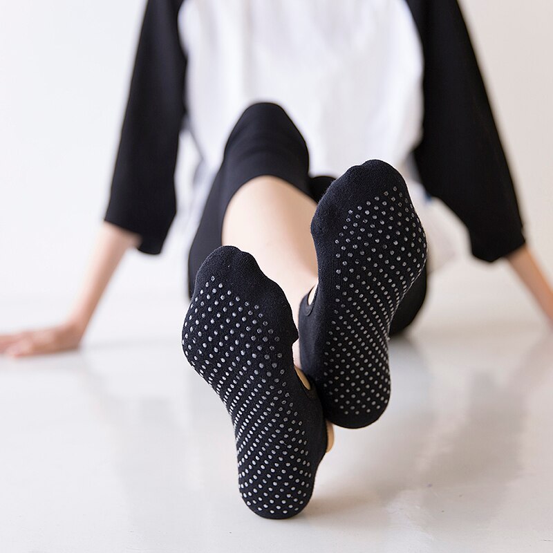 Yoga Socks Anti-Slip Breathable Women Fitness Pilates Socks Quick-Dry Bandage Dance Socks Fitness Accessoreis