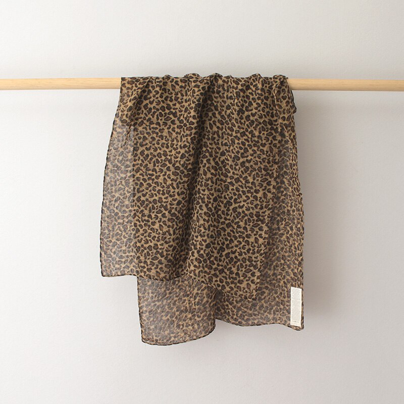 LumiSyne Luipaard Print Sjaal Voor Vrouwen Dierlijke Print Katoen Linnen Sjaals Met Kwasten Lange Sjaal Lichtgewicht Warme Sjaal, Rood, one size