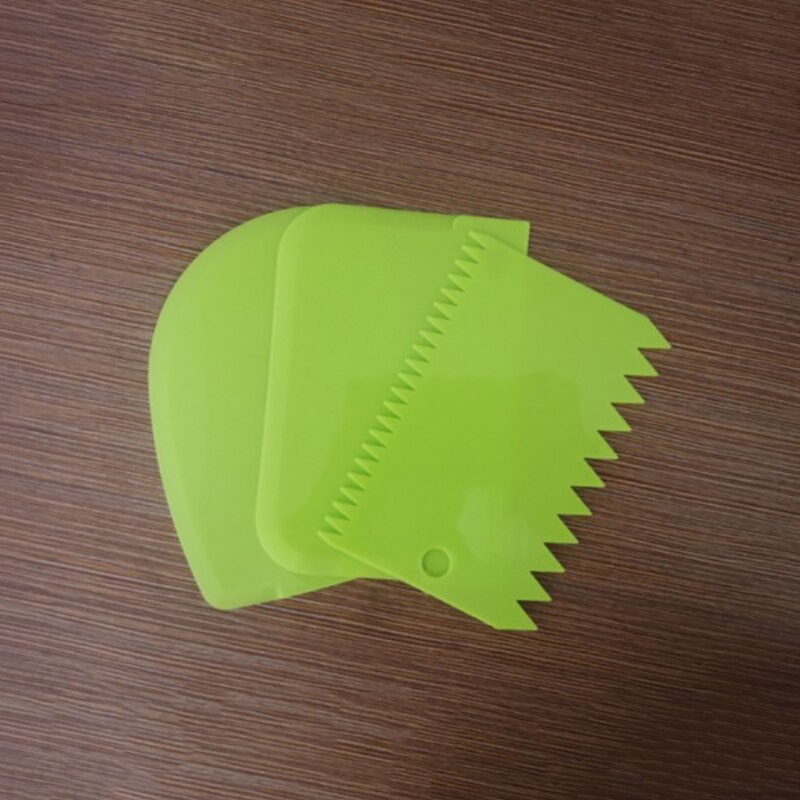3PCS/Set Kitchen Tools Plastic Cake Smoother Cake Scraper Set The Blade Cake Modeling Decorating Pastry Tool: green
