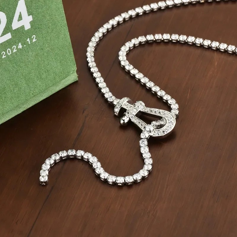 Hesteskoformet zirkonkjede, diamantkjede, kragebeinskjede og fasjonabelt damekjede, retrokjede