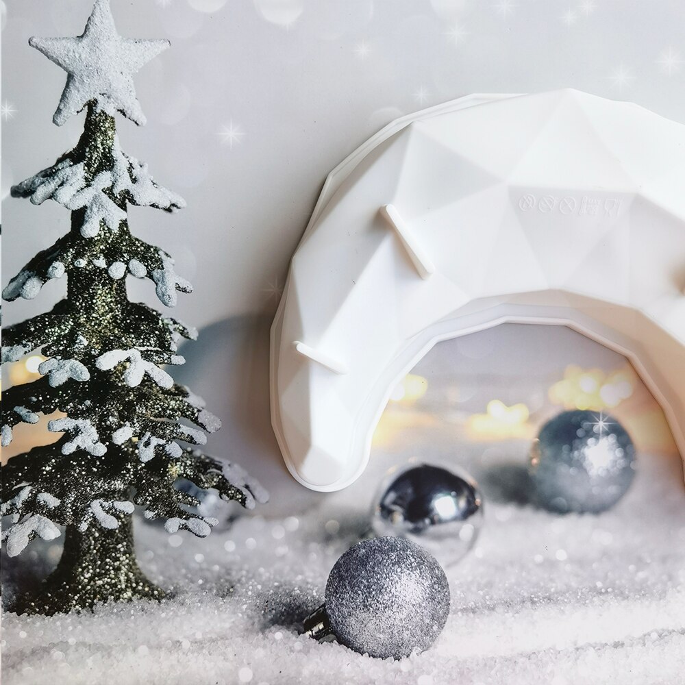 Crescent Moon Shape Silicone Cake Mold Pan Crescent Moonlight Sonata Mousse Cake Bread Pizza Baking Mold Kitchen Bakeware Tools