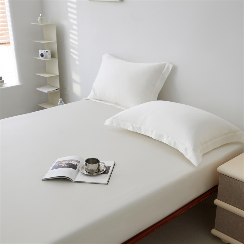 1pc myke og komfortable madrassbeskyttere i lyocell. kjølende og pustende madrasstrekk som kan brukes hele året. ,1.5m laken.