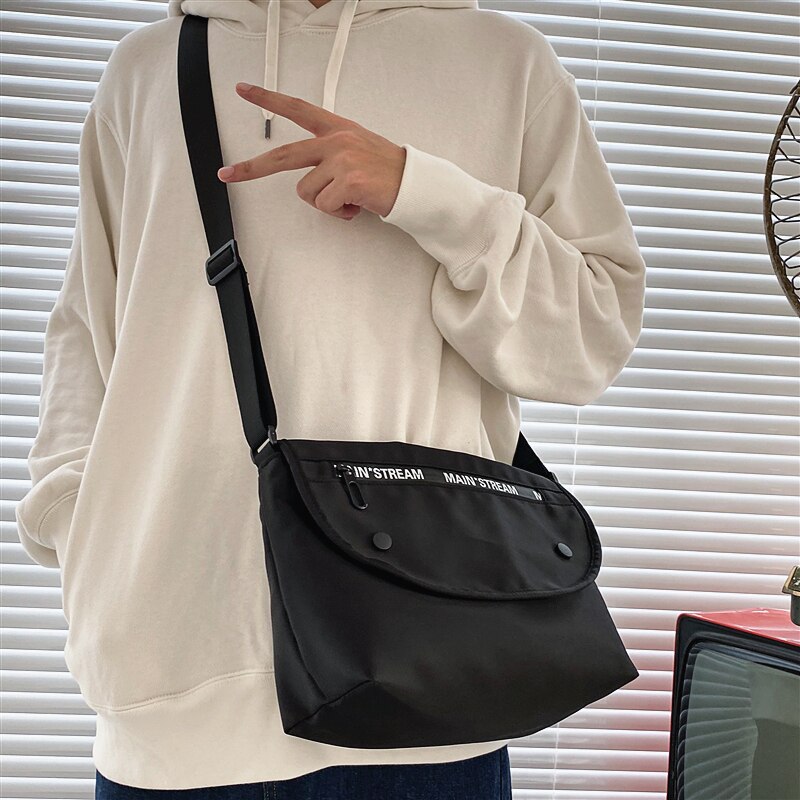 Mannen Messenger Bag Brand Schoudertas Straat Koreaanse Kunst Leisure Student Schoudertas Diagonaal Tas Multifunctionele Tas