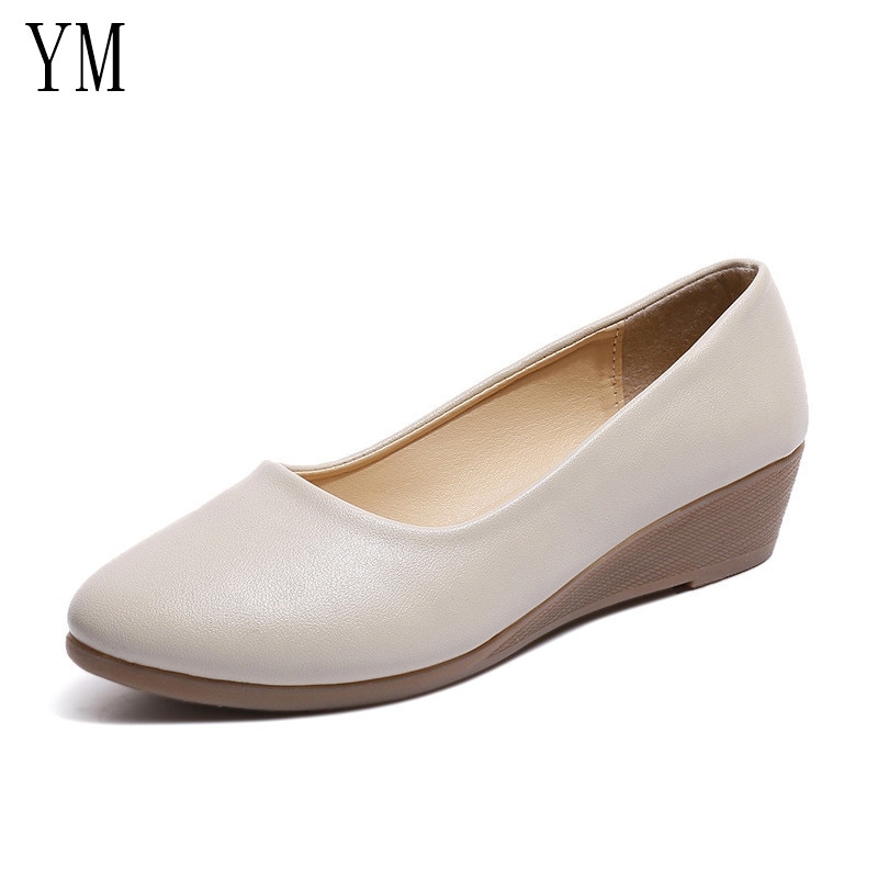 Dame Flats Mode Wig Hakken Vrouwen Echt Lederen Schoenen Mocassins Vrouw Schoenen Ronde Neus Casual Slip On Verpleegkundige Vrouwen Loafers