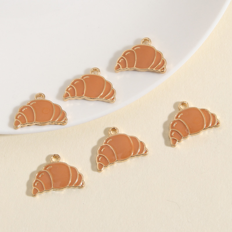 10 pièces couleur or dessin animé émail Croissant breloques petit déjeuner pendentif idéal pour colliers bricolage fabrication de bijoux faits à la main trouver des fournitures