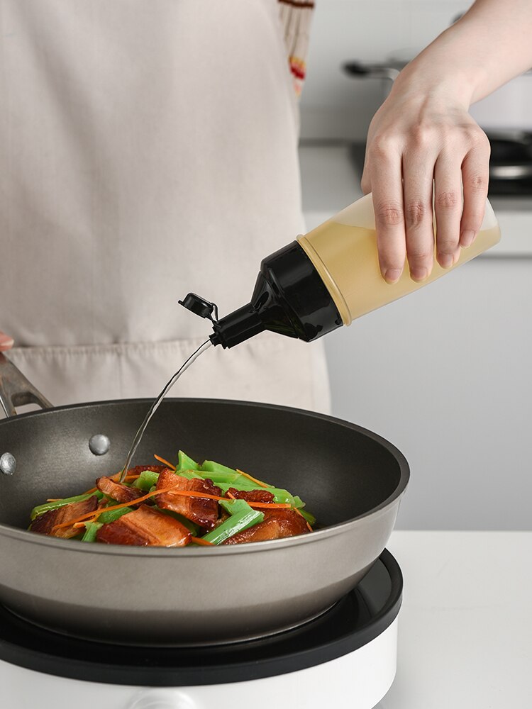 250ML Kitchen Oil Bottle Food Grade Plastic Squeeze Bottle Salad Dressing Bottle Condiment Bottles Transparent Inverted Squeeze