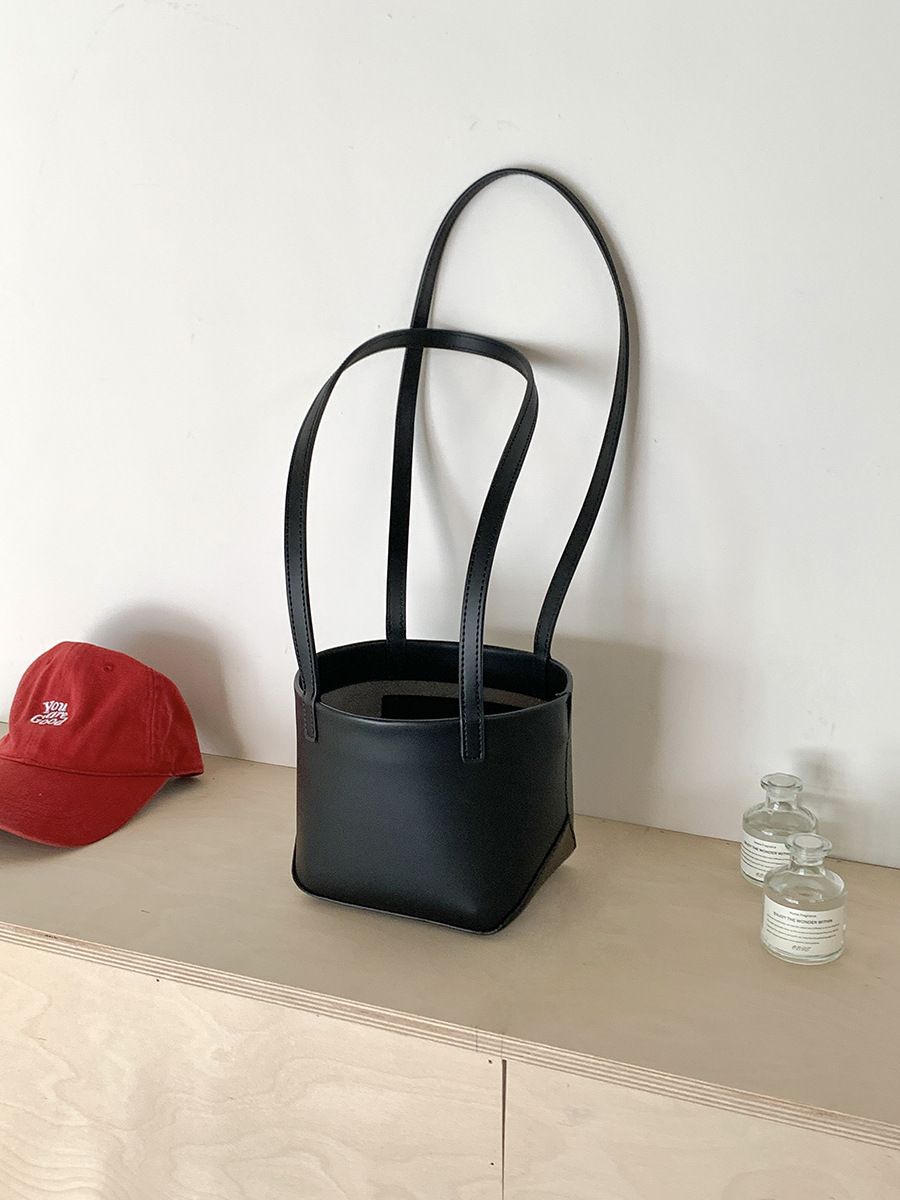 Bolso sencillo de un hombro para axila, bolso tipo cubo de cuero PU a la para mujer, bolso cuadrado pequeño rojo coreano para verano y otoño: Beige