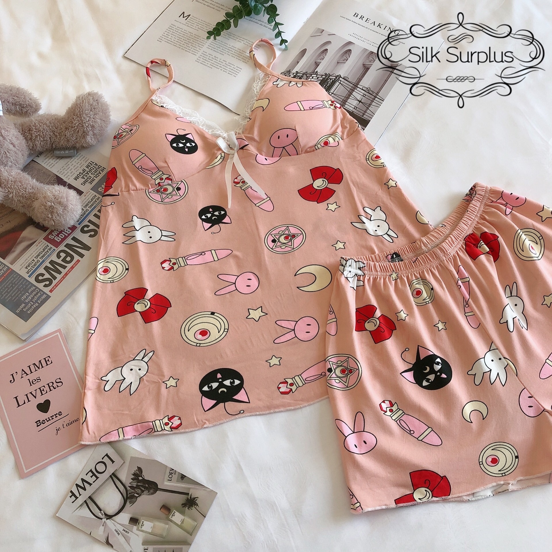 Conjuntos de Pijama Silka con estampado de Sailor Moon sin mangas, Pijama sexi para Mujer, ropa de casa con almohadilla en el pecho