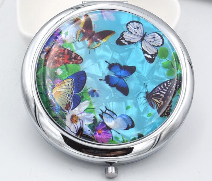 1 pcs Mini Make-Up Compacte Pocket Spiegel Bloem Vlinder Metalen Draagbare Twee-side Folding Make-Up Spiegel Vintage Cosmetische Spiegels