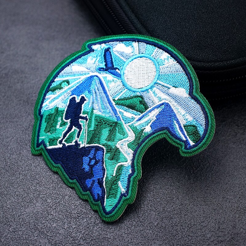 Bergbeklimmen Size:8.6X8.1Cm Patches Borduren Applique Strijken Naaien Levert Decoratieve Badges Voor Kleding Blauw