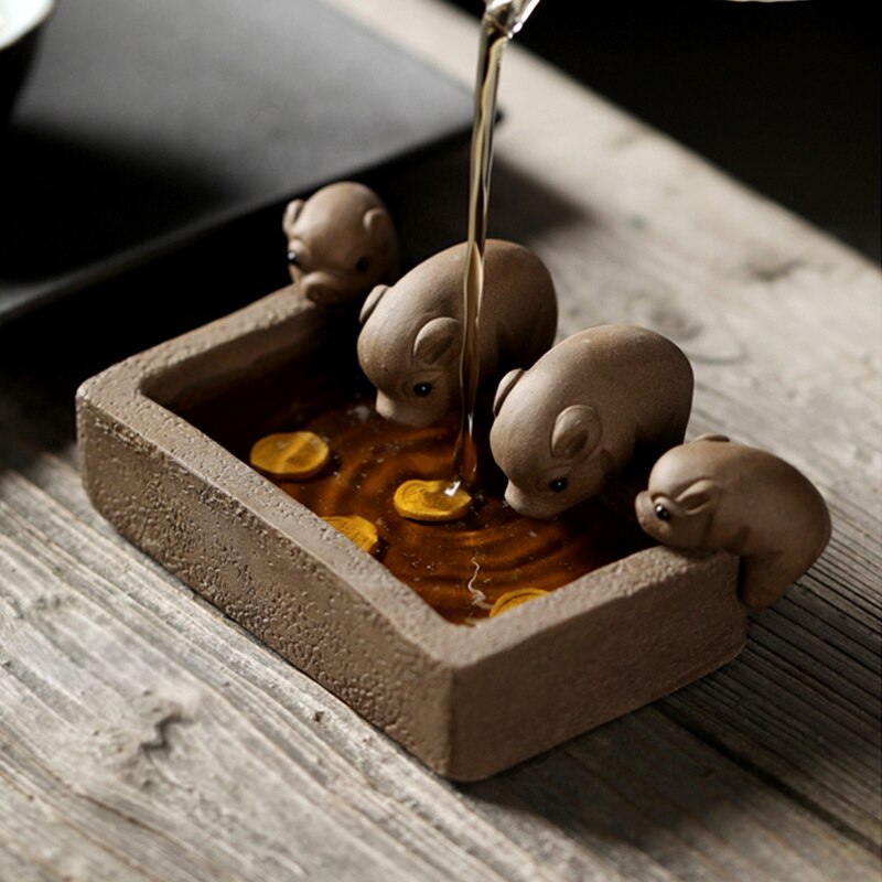 Zisha Tea Pet Ceramic Tea Playing Piggy Drinking Water Little Mouse Ornaments Full Clothing And sufficient Food Tea Set