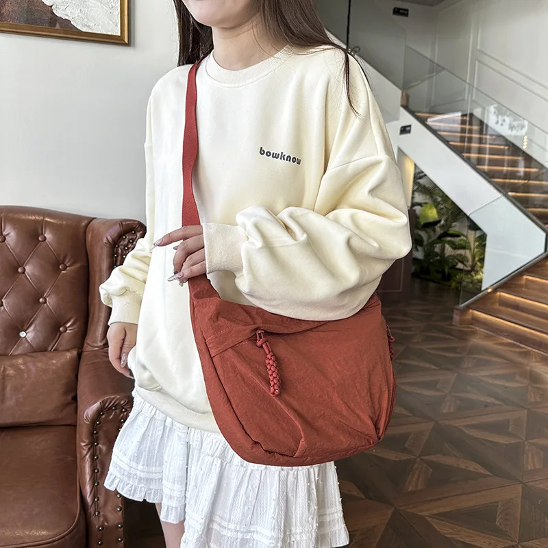 Nylon Shoulder Bag High Capacity Women's Crossbody Messenger Bag Leisure Versatile Purses and Handbags Totes Hobos Bag