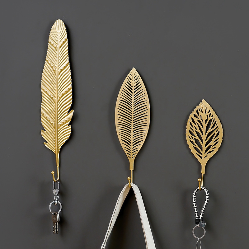 Gold Leaf Shape Hanging hooks Punch-Free Wall Hanger Hanging Storage Rack For Towel Cloth Self Adhesive Household Organizer