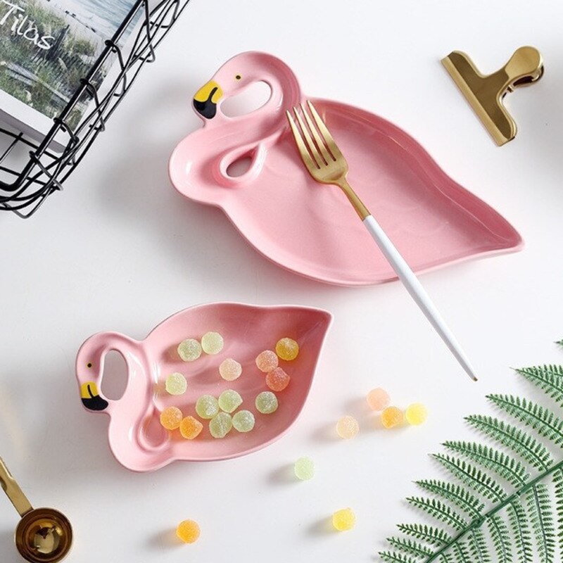 Platos de cerámica con forma de flamenco, vajilla creativa en 3D para postre, plato de frutas, bol para ensalada, platillo de desayuno y té original, estilo occidental, 1 unidad