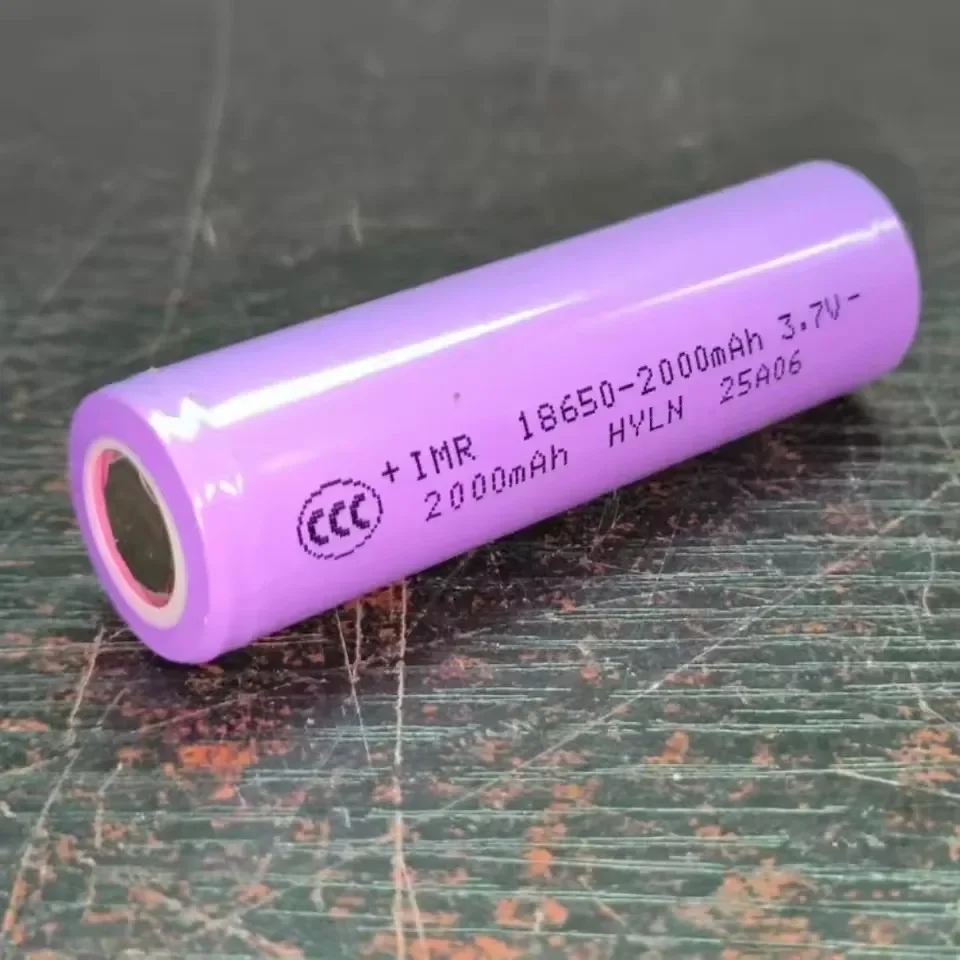 Batteria agli ioni di litio 18650 assolo batterie Daweikala originali ricaricabili da 2000 mAh 3,7 V