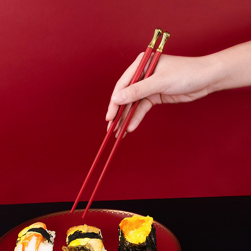 Juego de palitos chinos de estilo chino, palitos de Sushi rojos, palitos reutilizables, soporte antideslizante para cocina, cubiertos de comedor, 5 uds.