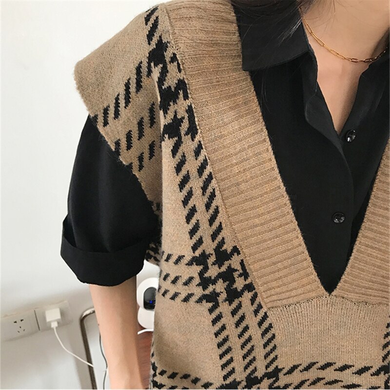 Knit Sweater Vest Fall Classic Pattern Big V-neck Loose Pullover Waistcoat Preppy Style Sweater Sleeveless Women Tops
