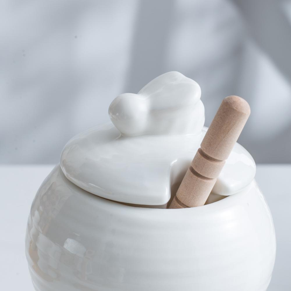 White Honey Jar,Ceramic Honey Pot,with Dipper and Lid,for Kitchen Use,Home Accessory,Honey Squeeze Dispenser