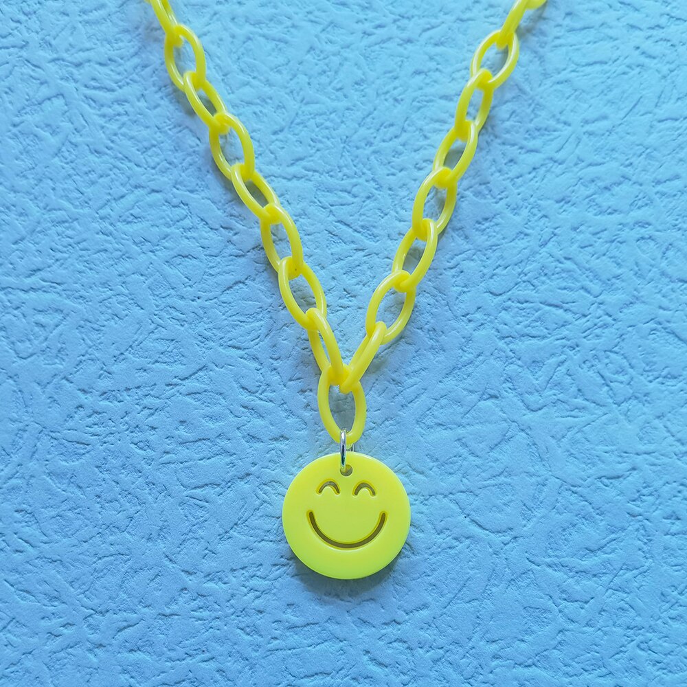 ZX collana con ciondolo a forma di faccia rotonda Color caramella per donna collana con catena in resina geometrica dichiarazione gioielli all&#39;ingrosso INS: yellow