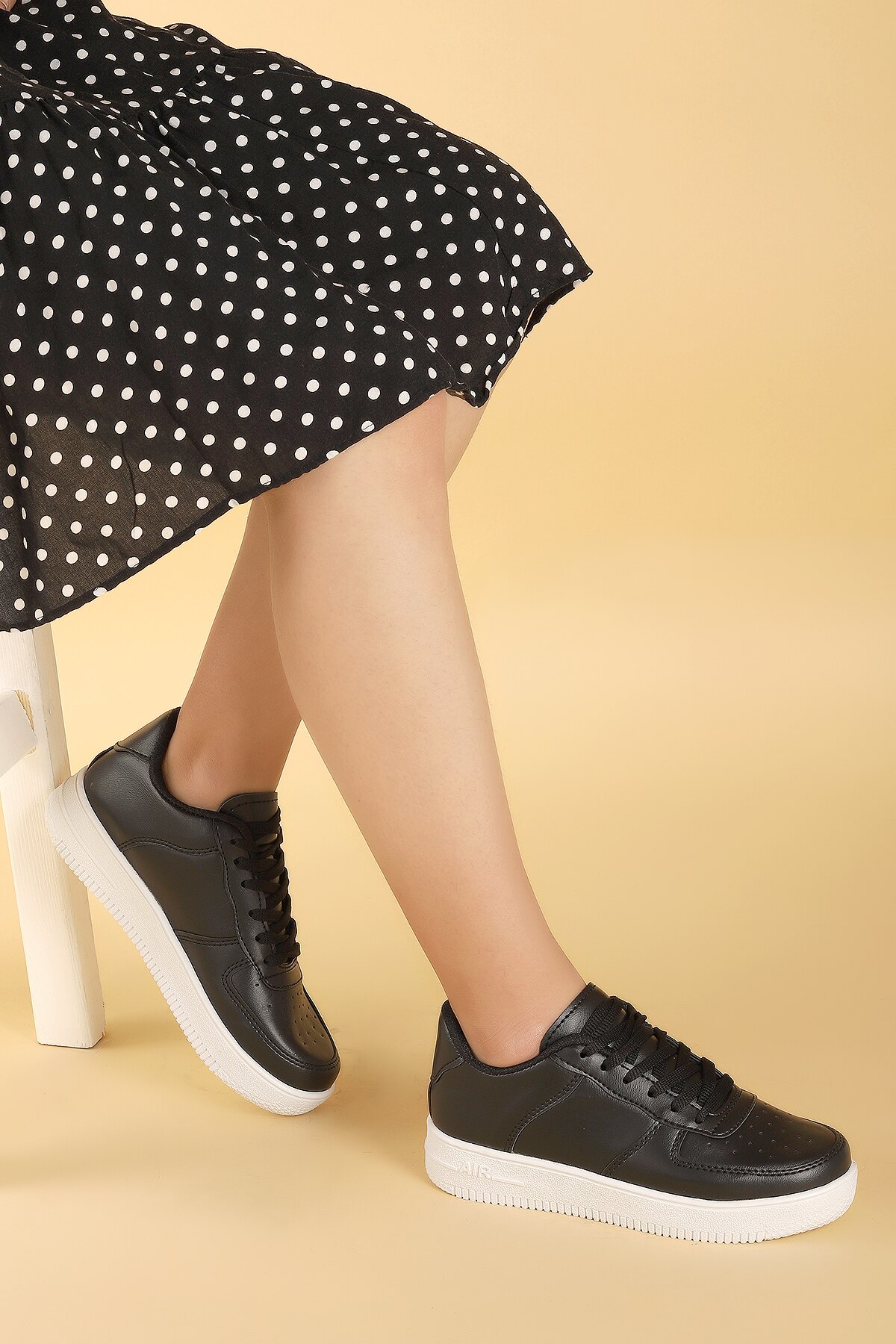 Ayakland Nprs 75 Air Casual damskie buty sportowe: Black White / 36