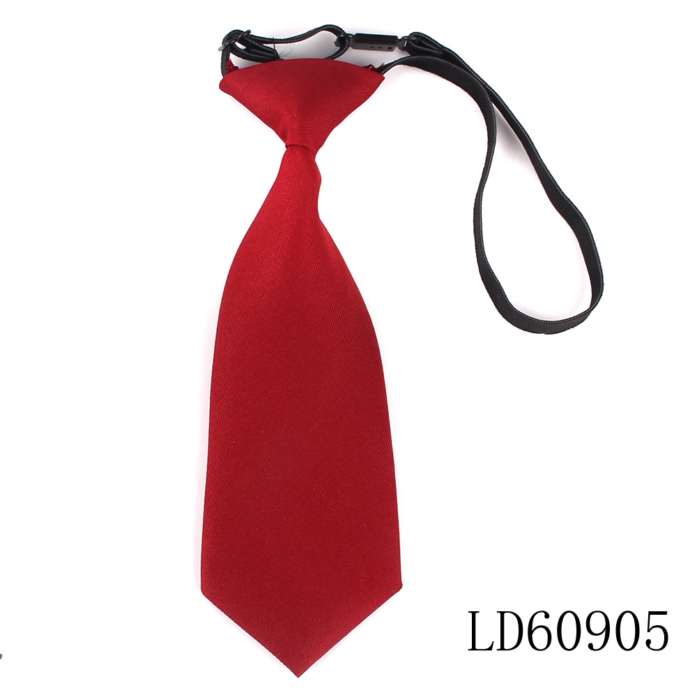 Eenvoudige magere kinderstropdassen Kinder effen kleur stropdas Past rubberen stropdas voor jongens meisjes stropdas voor feestgeschenken Gravatas: Rood