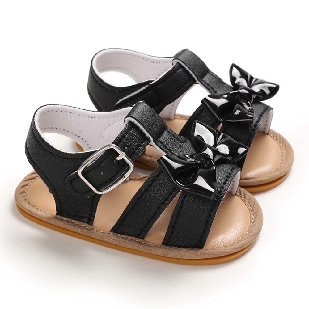 Early Days Baypods, B060 Bar met Diamonte Bow Pre Walker babyschoenen, gemaakt in het zachtste kunstleer, gemaakt in Engeland