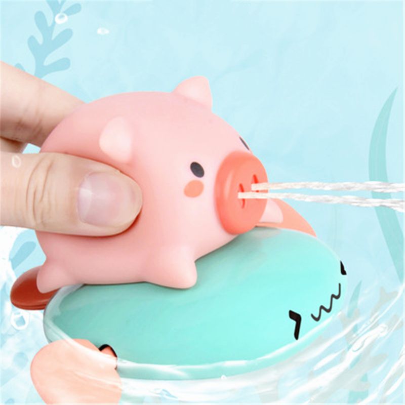 Funny Pigs On Fish Nose Sprays Water Novelty Bath Toy Pool For Baby Shower Clockwork Dabbling Toys Kids Play Water Bath Time