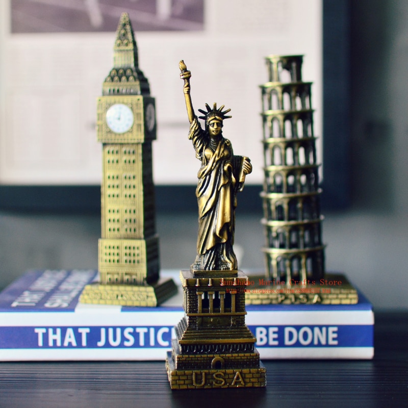 3D World Famous Landmark Building Metal Models Eiffel Tower Desk Decro For Friend Crafts Metal Model Home Decoration