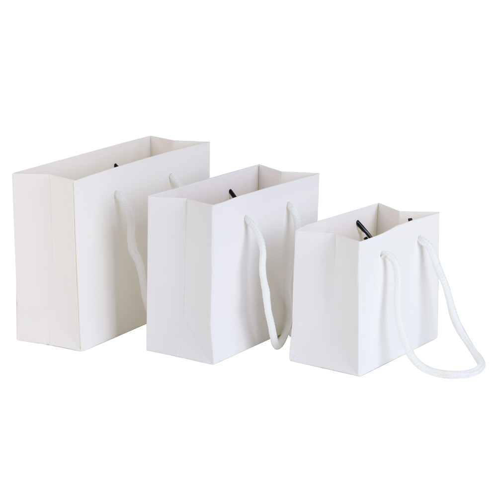 10 Stück einfache tragbare Geschenktüte Hardpaper Tasche Schmuck Verpackung Papiertüte Geschäft Geschenktüte: Tiefe Saphir / 13x8x15 cm