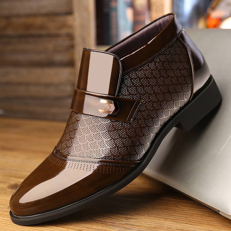 Miesten juhlakengät nahkaiset oxford kengät miehille mekkokengät teräväkärkiset bisnes häät kengät sametti miesten zapatos de hombre: 2 / 39