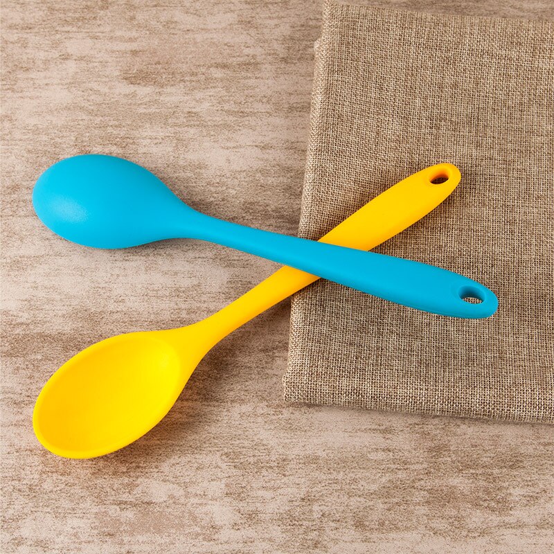 Cuillère à soupe en Silicone antiadhésive résistante aux hautes températures, louche de cuisson pour ustensiles de cuisine
