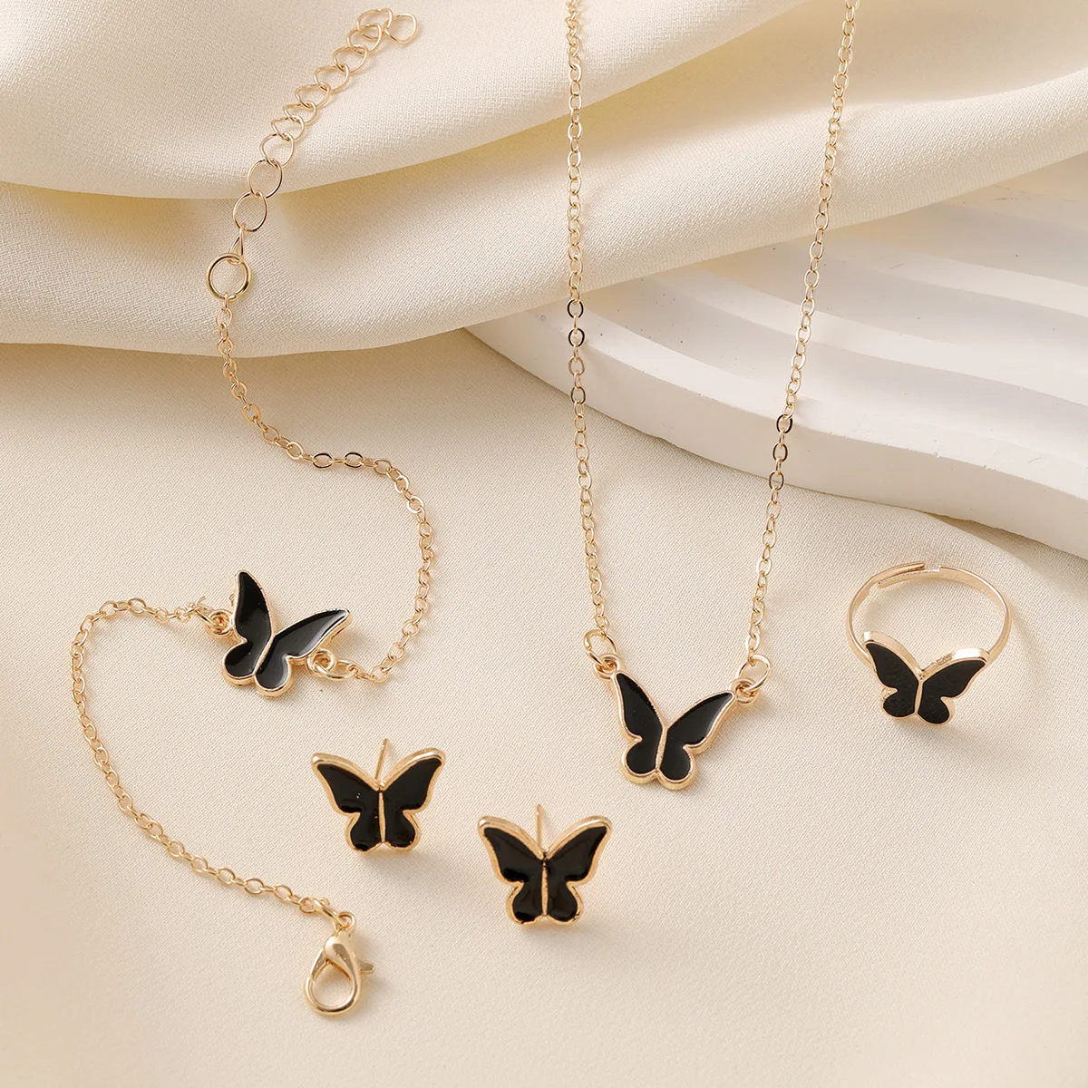 Ensembles de bijoux papillon en cristal acrylique, Bracelet romantique, bague, collier, boucles d'oreilles, accessoires pour robe de dîner de mariage pour femmes: Armée Vert