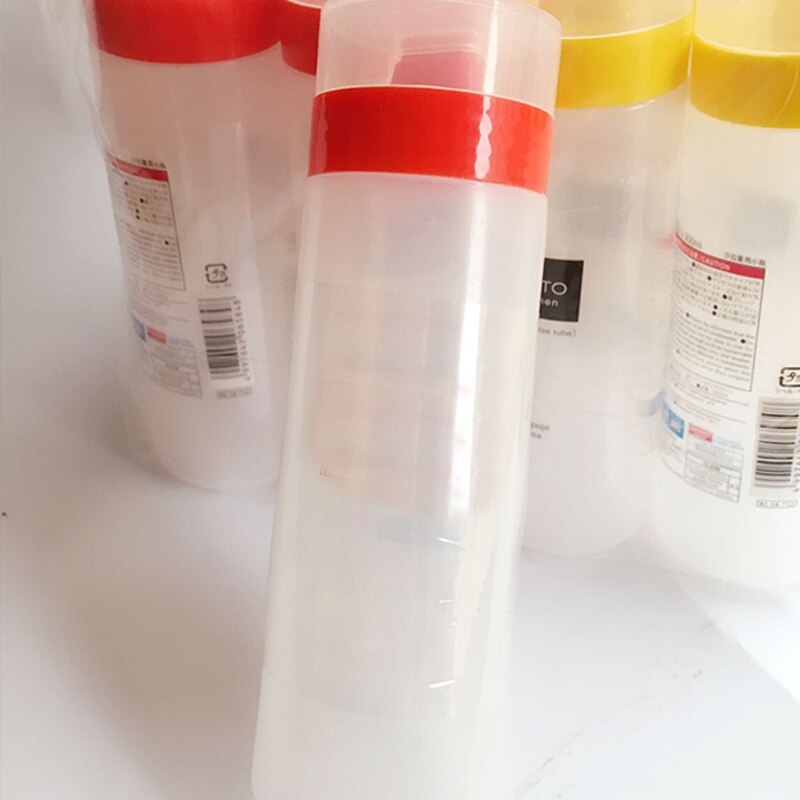 Öljykastike pullot kannettava salaattikastike puristuspullo monikäyttöinen hartsi 4- reikää maustepuristuspullo 300ml maustetta