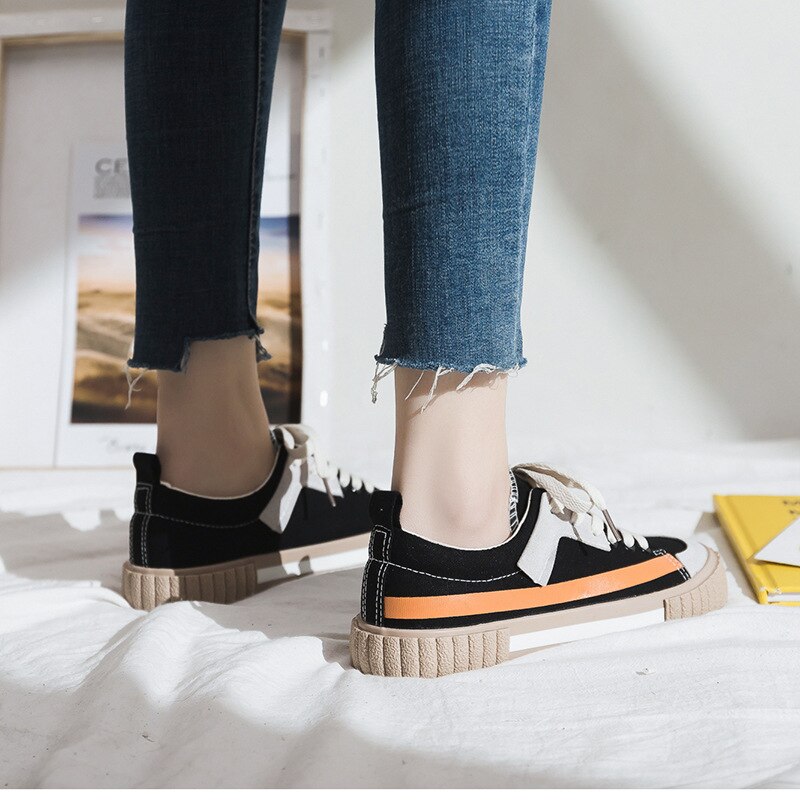 Stijlvolle skateboardschoenen dames klassieke witte schoenen dames vrijetijds waterdichte skateboardschoenen platte sneakers merk