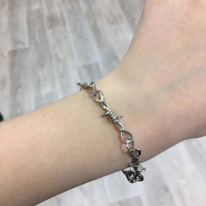 Kleine Draht Brombeersträuchern Armbänder Auf Hand Für Frauen Hüfte-hüpfen Schmuck gotisch Punk Stil Stacheldraht Wenig Dornen Armbinde armreif Männer